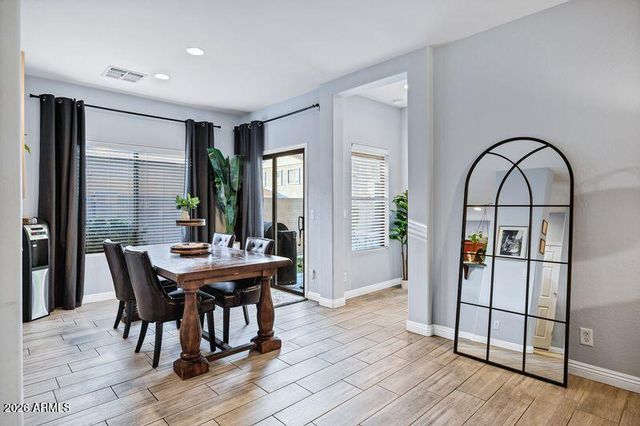 4270 E WASHINGTON Court, Gilbert, AZ 85234