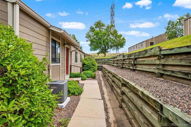 18284 W 58th Place 21, Golden, CO 80403