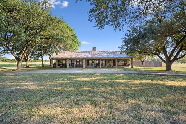 6409 Three Forks RD, Belton, TX 76513