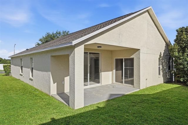7912 MERCHANTVILLE CIRCLE, Zephyrhills, FL 33540