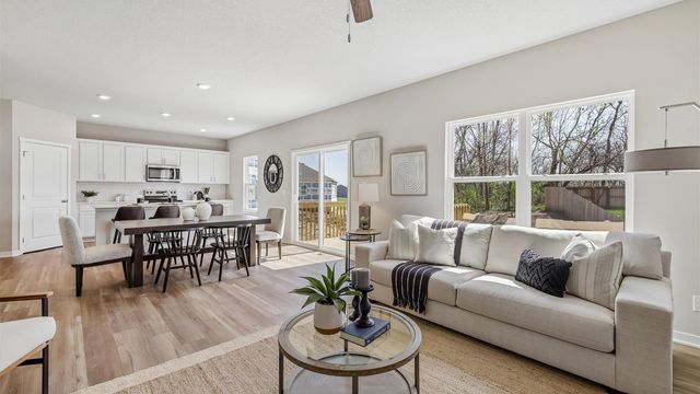 4744 173rd Street, Urbandale, IA 50322