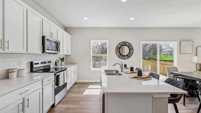 4744 173rd Street, Urbandale, IA 50322