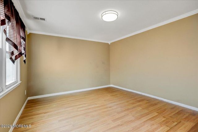 16 Regina Drive, Howell, NJ 07731