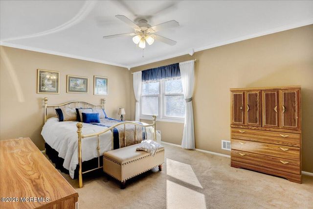 16 Regina Drive, Howell, NJ 07731