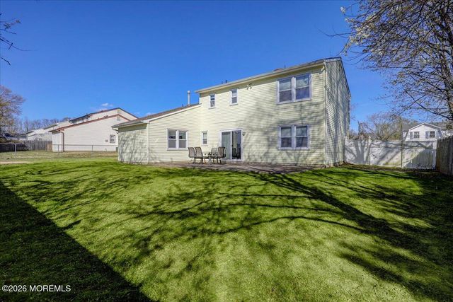 16 Regina Drive, Howell, NJ 07731