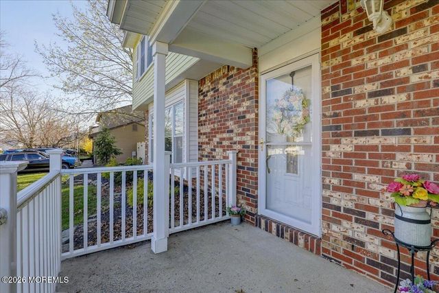 16 Regina Drive, Howell, NJ 07731
