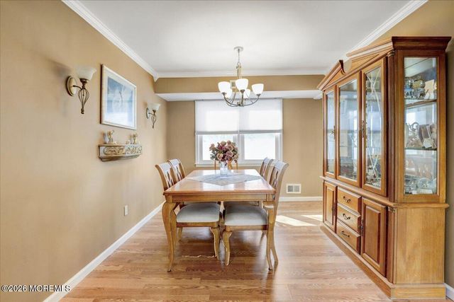 16 Regina Drive, Howell, NJ 07731