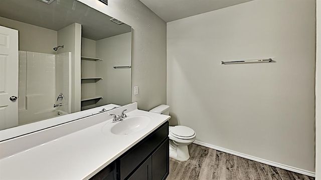 11648 NW 97th Street, Yukon, OK 73099