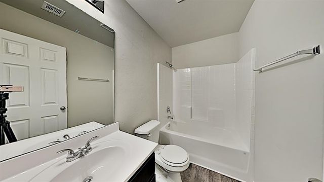 11648 NW 97th Street, Yukon, OK 73099