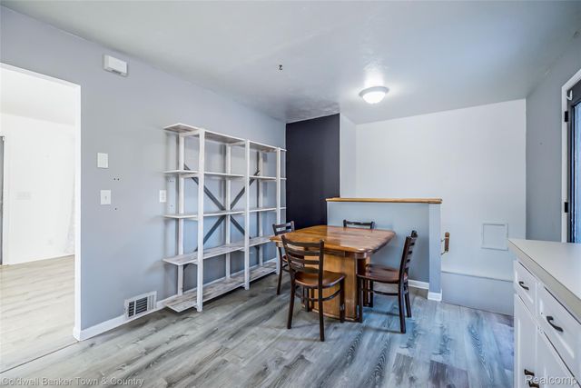 4383 Green Lake Road, West Bloomfield Charter Township, MI 48323