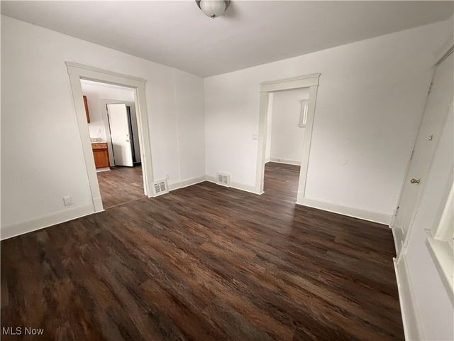 9521 Mount Auburn Avenue, Cleveland, OH 44104