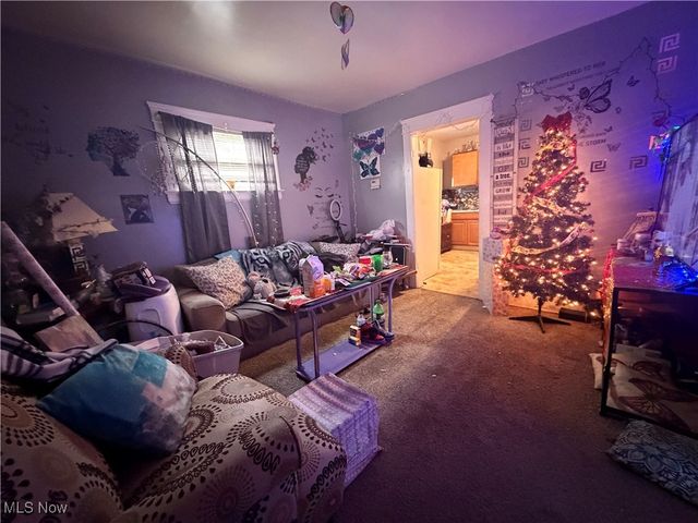 9521 Mount Auburn Avenue, Cleveland, OH 44104