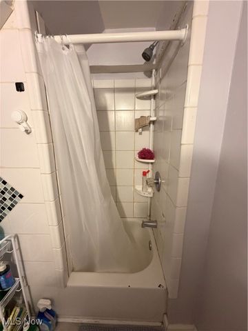 9521 Mount Auburn Avenue, Cleveland, OH 44104