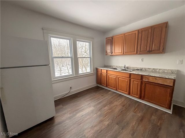 9521 Mount Auburn Avenue, Cleveland, OH 44104