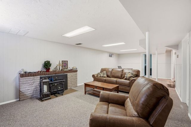 3010 W BISMARK Ave, Spokane, WA 99205
