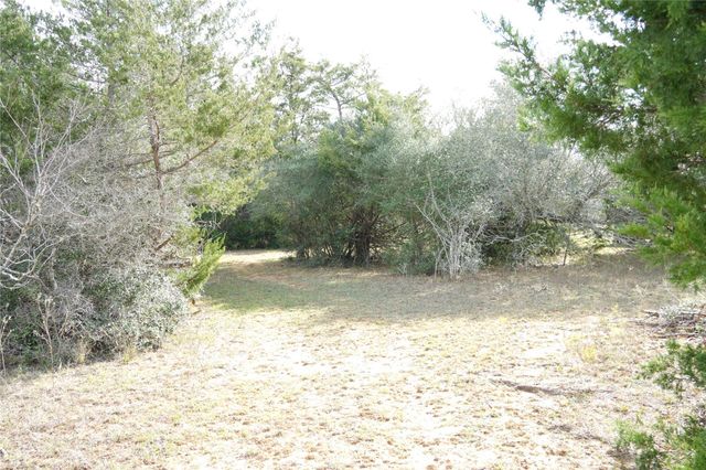 259 Meduna RD, Smithville, TX 78957