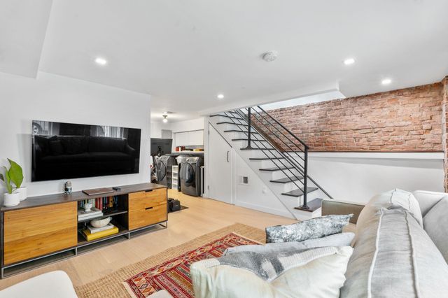 29 PROSPECT ST, Jc, Heights, NJ 07307