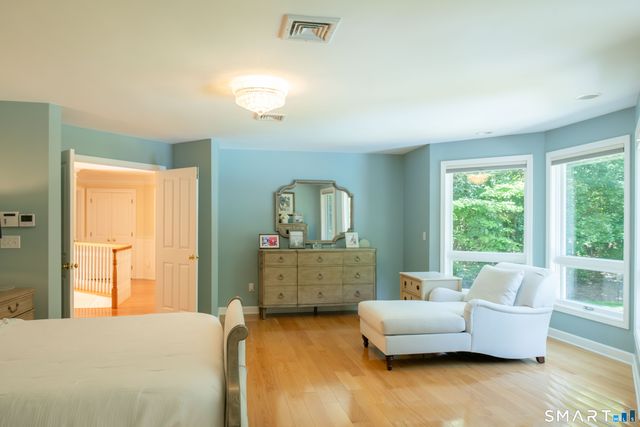 127 Kingswood Drive, Naugatuck, CT 06770