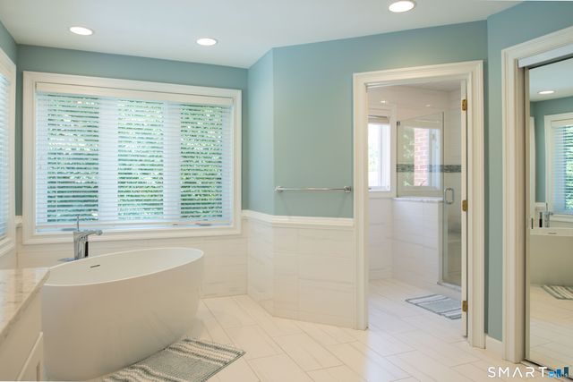 127 Kingswood Drive, Naugatuck, CT 06770