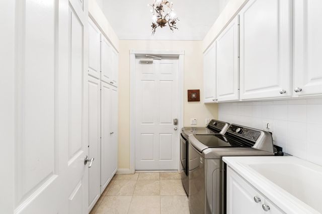 326 Caravelle Drive, Jupiter, FL 33458