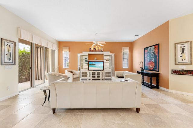 326 Caravelle Drive, Jupiter, FL 33458