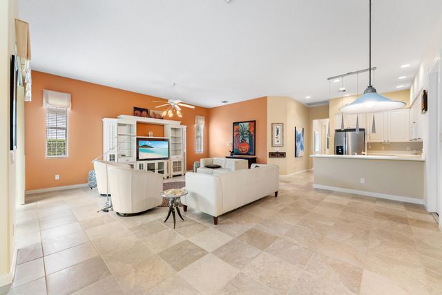 326 Caravelle Drive, Jupiter, FL 33458