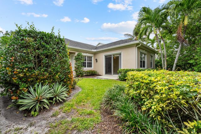 326 Caravelle Drive, Jupiter, FL 33458