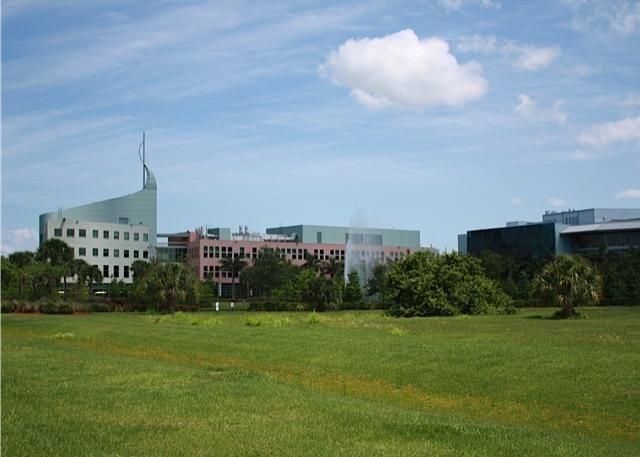 326 Caravelle Drive, Jupiter, FL 33458