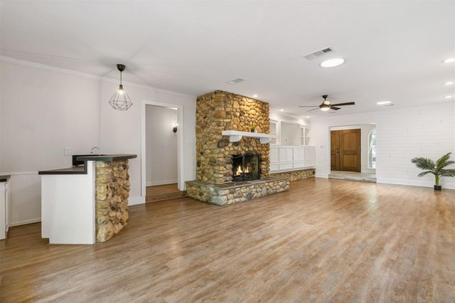 3219 Chippers Crossing, Montgomery, TX 77356