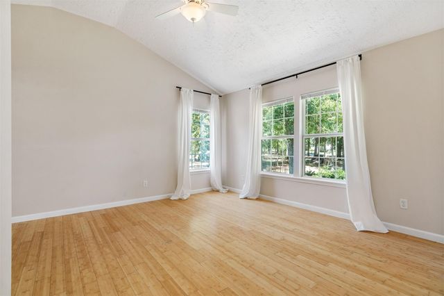 3219 Chippers Crossing, Montgomery, TX 77356