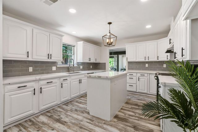 3219 Chippers Crossing, Montgomery, TX 77356