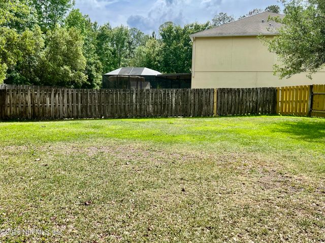 75245 FERN CREEK Drive, Yulee, FL 32097