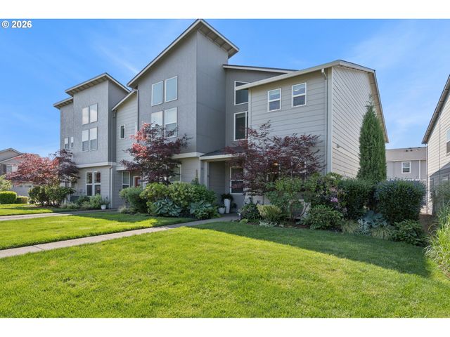 8070 Se BUTTERNUT CREEK Pkwy, Hillsboro, OR 97123