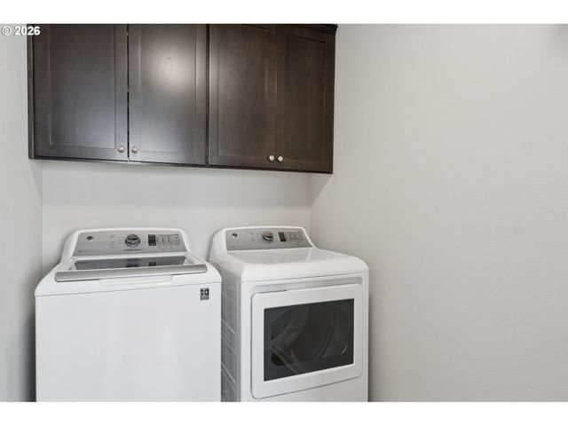 8070 Se BUTTERNUT CREEK Pkwy, Hillsboro, OR 97123