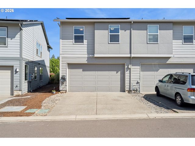8070 Se BUTTERNUT CREEK Pkwy, Hillsboro, OR 97123