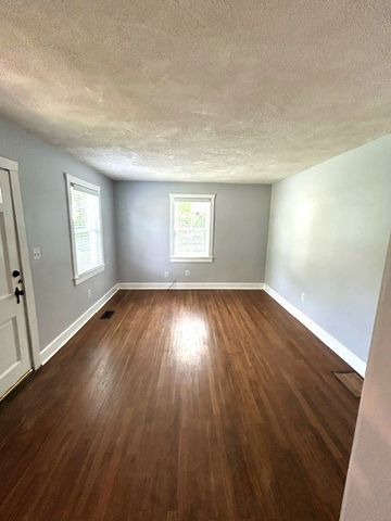 2911 Dobbs Ave, Nashville, TN 37211