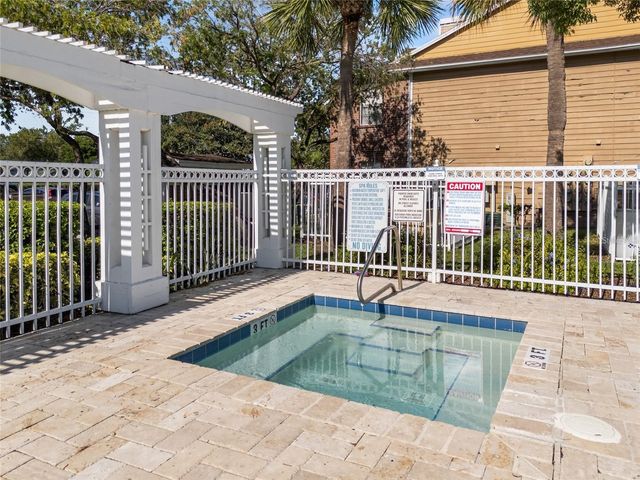 4350 PERKINSHIRE LANE 108, Orlando, FL 32822
