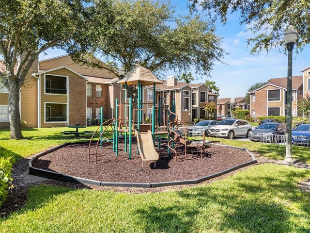 4350 PERKINSHIRE LANE 108, Orlando, FL 32822