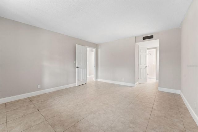 2614 COVE CAY DRIVE 108, Clearwater, FL 33760