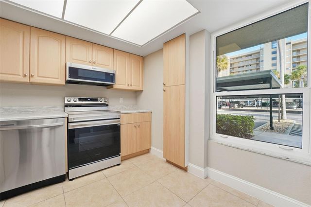 2614 COVE CAY DRIVE 108, Clearwater, FL 33760