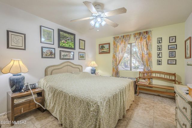 434 S Abrego Drive, Green Valley, AZ 85614