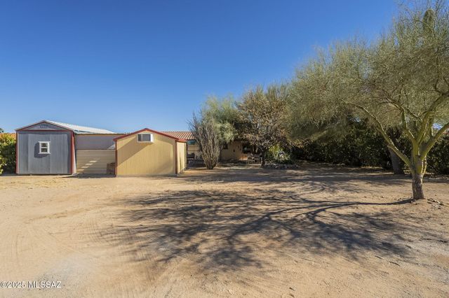 434 S Abrego Drive, Green Valley, AZ 85614