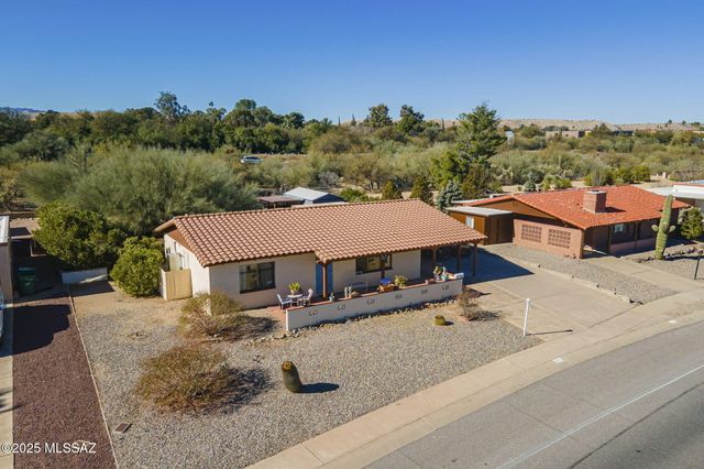 434 S Abrego Drive, Green Valley, AZ 85614