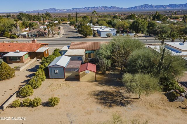 434 S Abrego Drive, Green Valley, AZ 85614