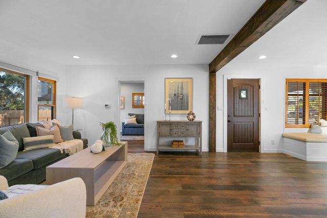 1018 Johnson Ave, San Diego, CA 92103