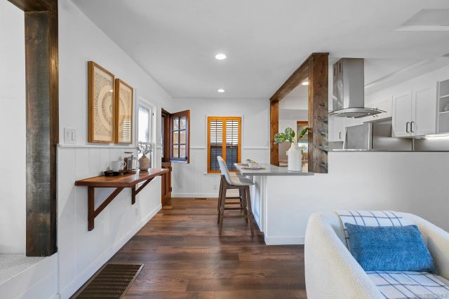 1018 Johnson Ave, San Diego, CA 92103