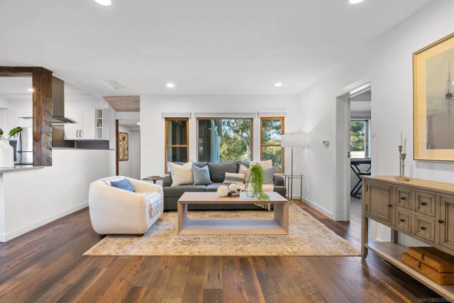 1018 Johnson Ave, San Diego, CA 92103
