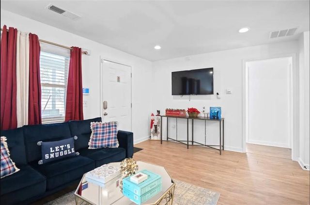 251 Aurora Avenue NW, Atlanta, GA 30314