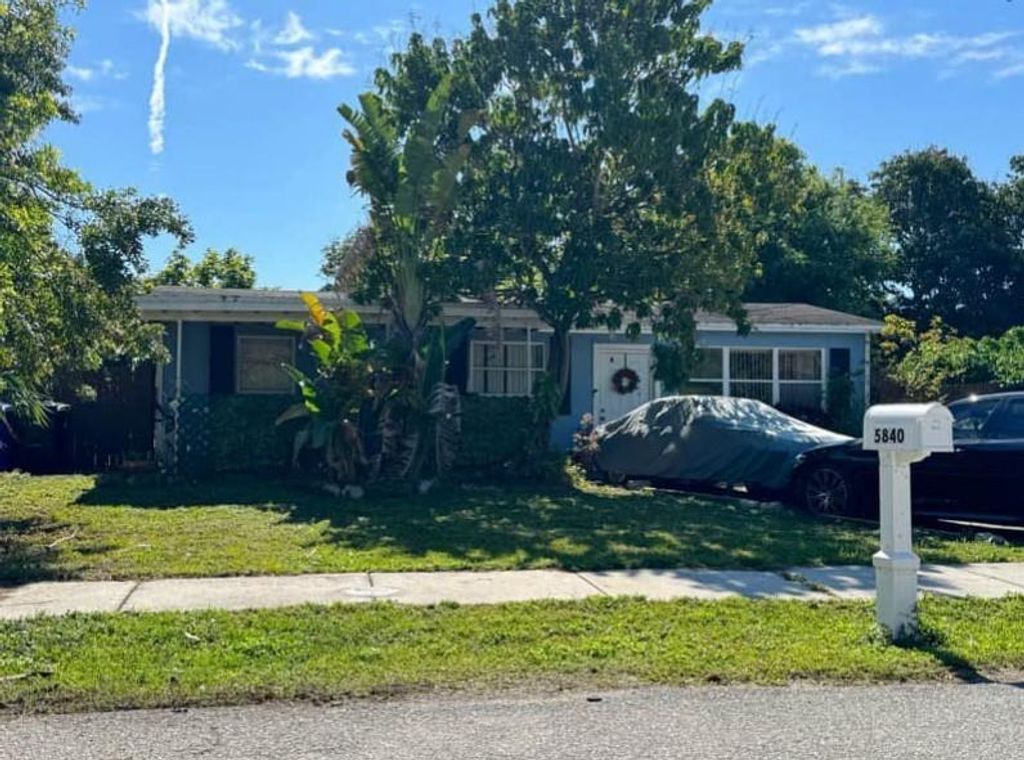5840 NW 41st Ter, Fort Lauderdale, FL 33319