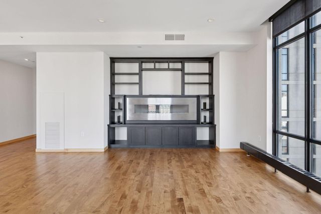 201 S 11th St 1700, Minneapolis, MN 55403